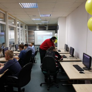 Северный город Норильск приглашает в KIBERone - Школа программирования для детей, компьютерные курсы для школьников, начинающих и подростков - KIBERone г. Магнитогорск